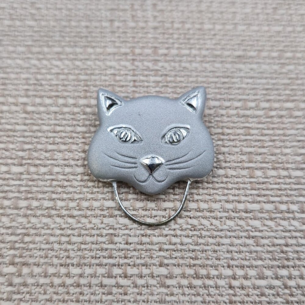 Adorable Kitty Cat Face Pin Brooch A7073